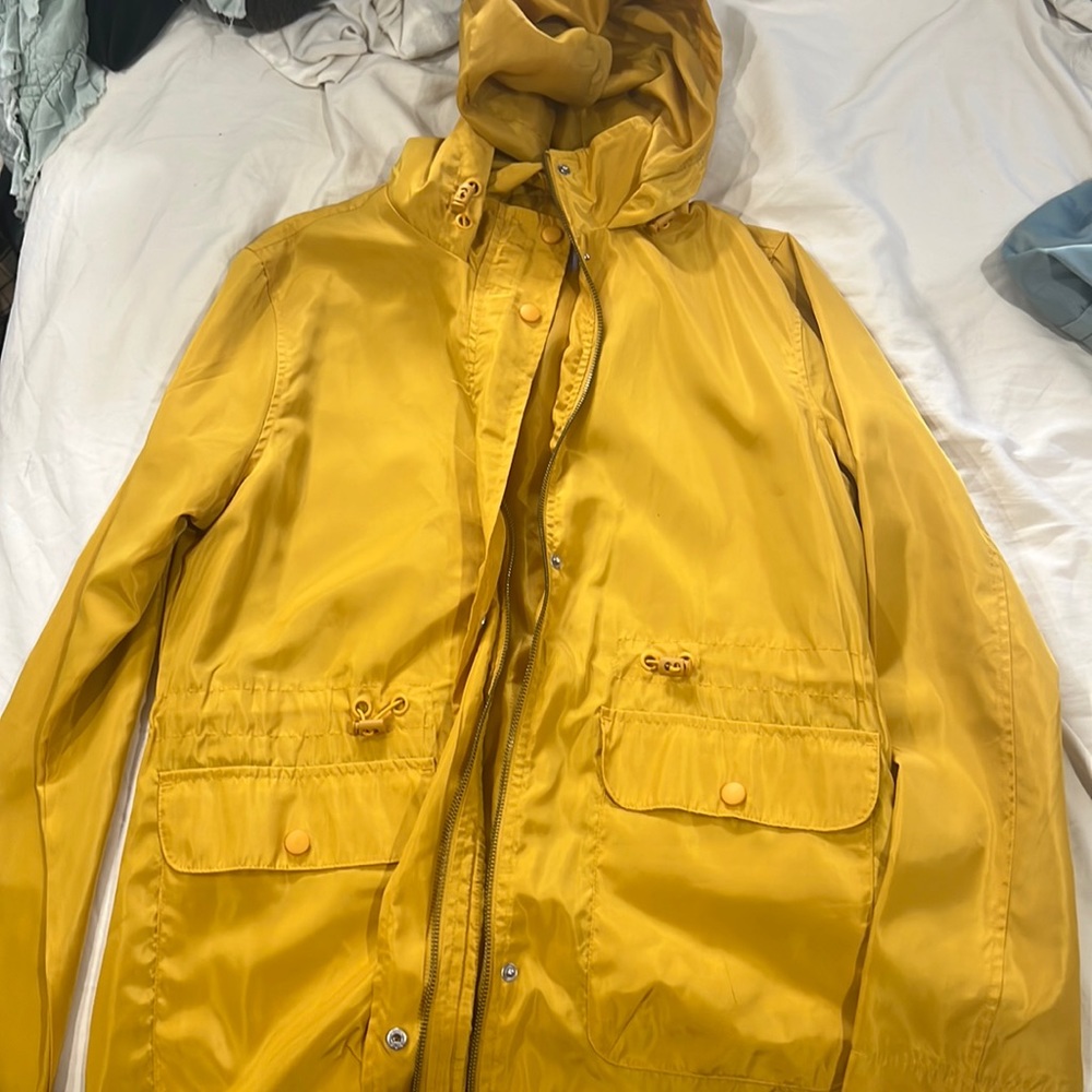 Laura Scott Raincoat Medium